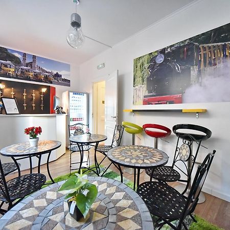 Train Lisbon Hostel Экстерьер фото