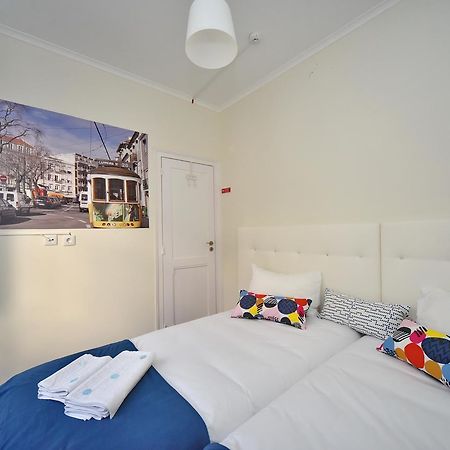 Train Lisbon Hostel Экстерьер фото