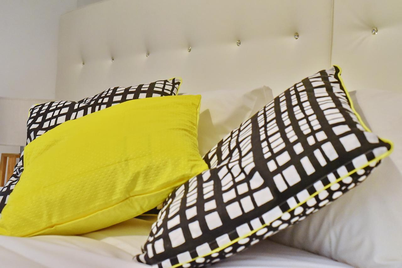 Train Lisbon Hostel Экстерьер фото