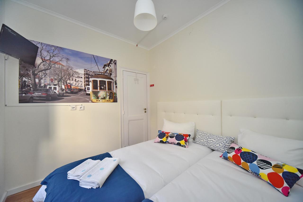 Train Lisbon Hostel Экстерьер фото
